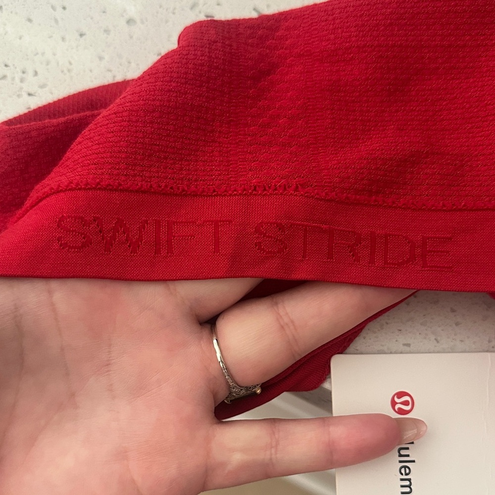 NWT lululemon Swiftly Tech Racerback Tank - RARE Red - Picture 7 of 9